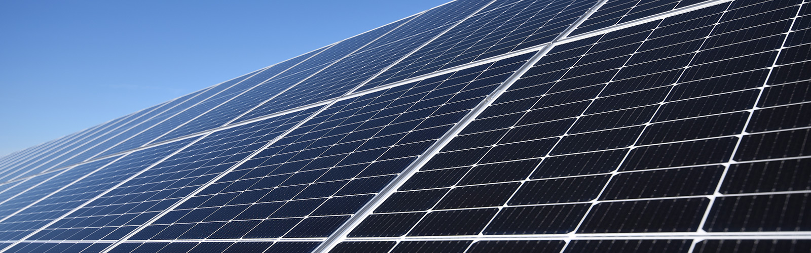 ACTEC team on a photovoltaic installation
